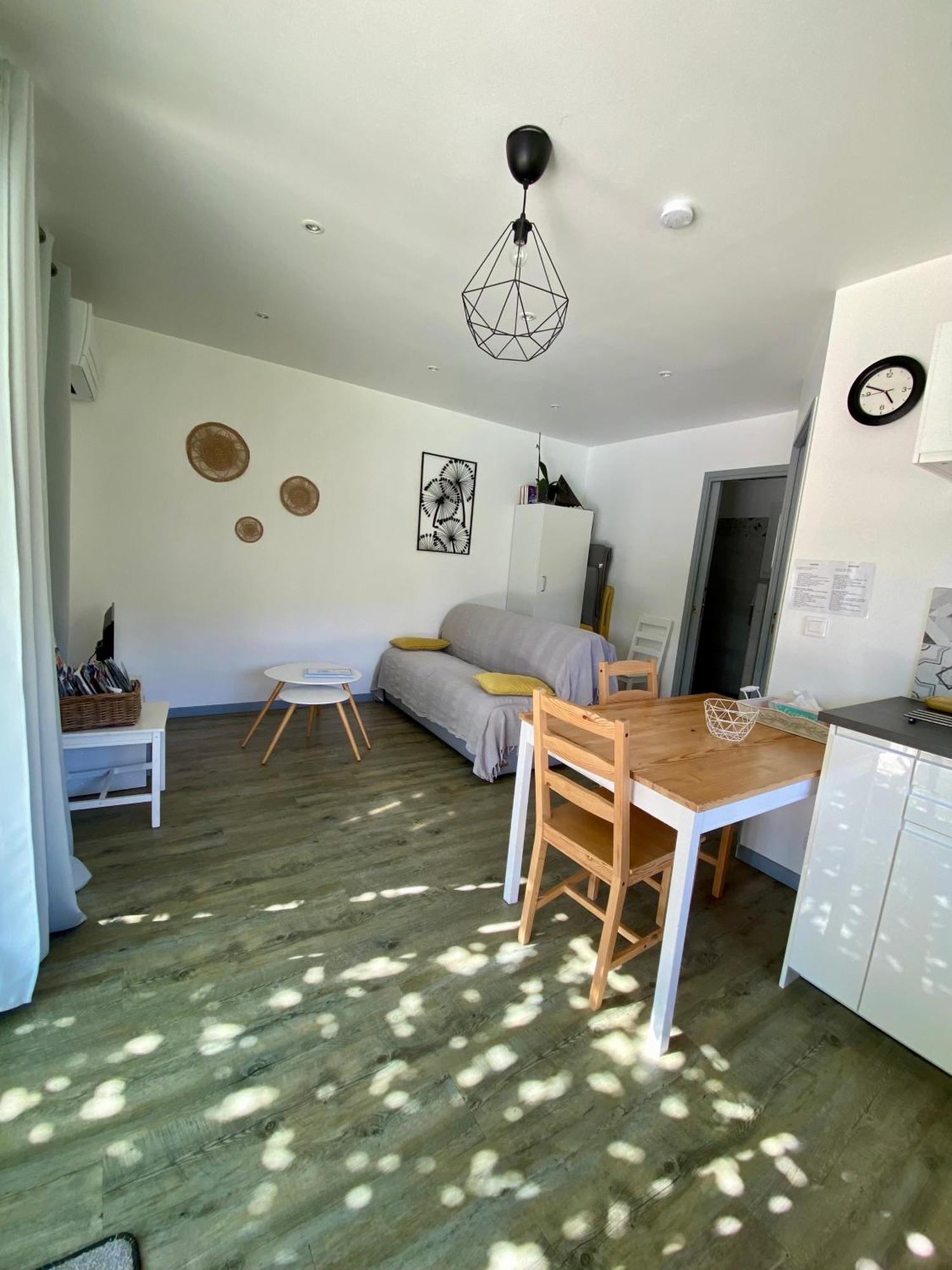 La Petite Maison Robion en Luberon Habitación foto