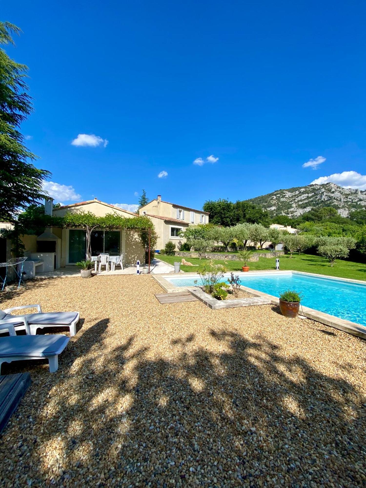 La Petite Maison Robion en Luberon Habitación foto