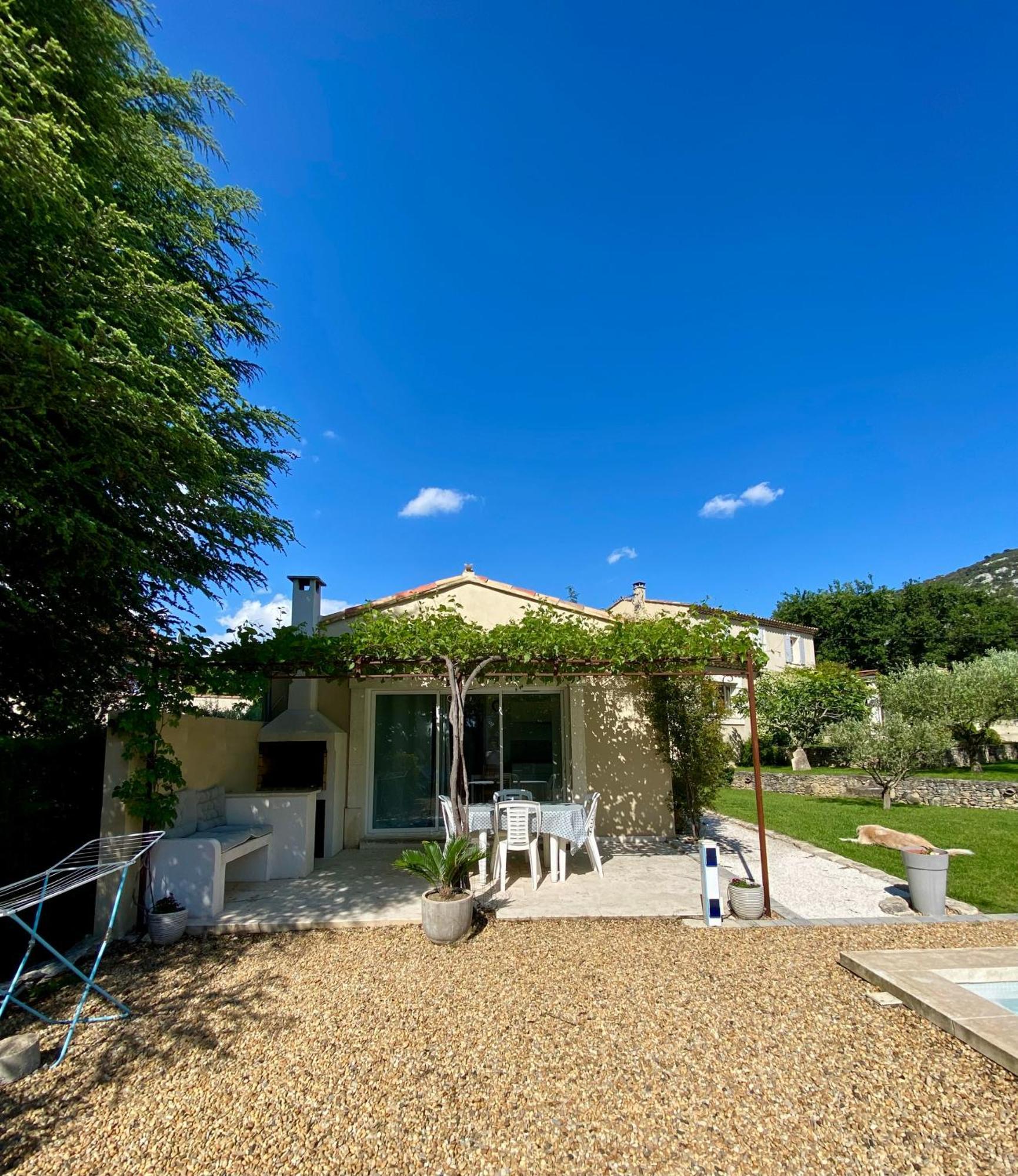 La Petite Maison Robion en Luberon Habitación foto